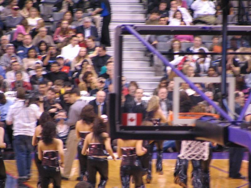 Raptors - 02.04.2005 059.jpg